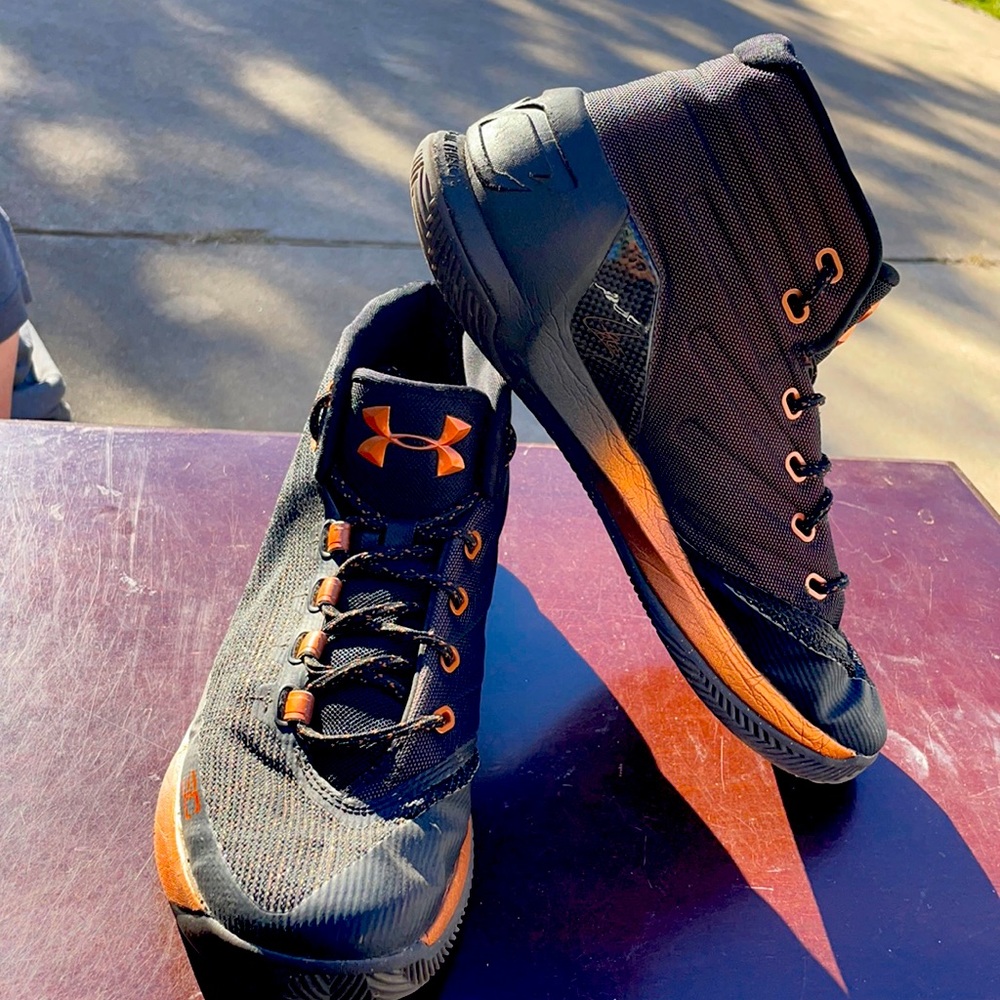 Stephen curry under armor shoes